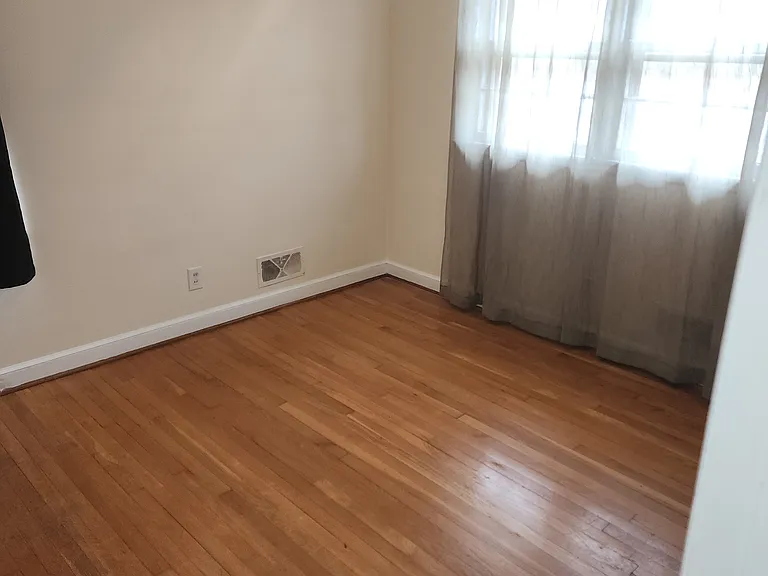 3843 Plantation Rd NE — Photo 11