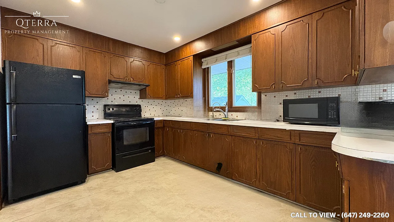 3 bed, 1300 sqft, $2,399 — Photo 4