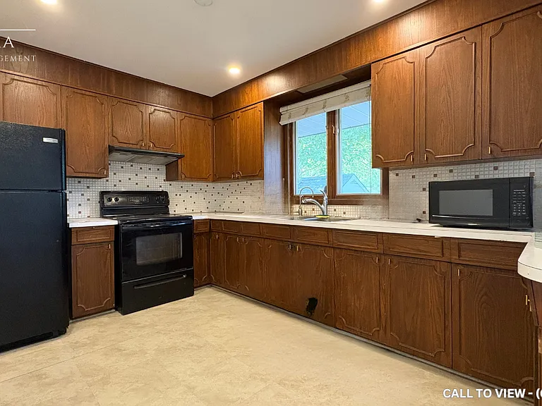 6511 Dorchester Rd #1 — Photo 4