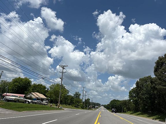 5th image of 3258 Highway 41 S