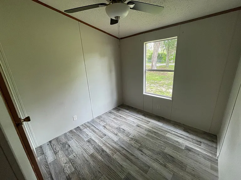 11642 SE 50th Avenue Rd — Photo 11