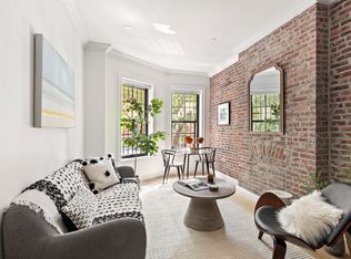 11 Park Pl #1R, Brooklyn, NY 11217