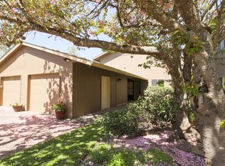 2208 Ridgeway Dr, Eugene, OR 97401