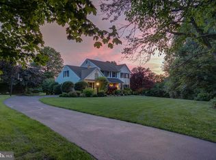 65 Longview Dr, Glenmoore, PA 19343