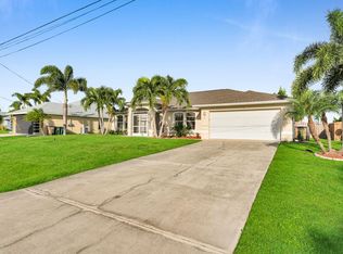29 SW 24th Pl, Cape Coral, FL 33991