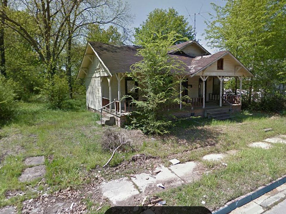 2nd image of 318 W 18th Ave
