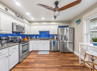 8522 Gulf Blvd APT 5, Navarre, FL 32566