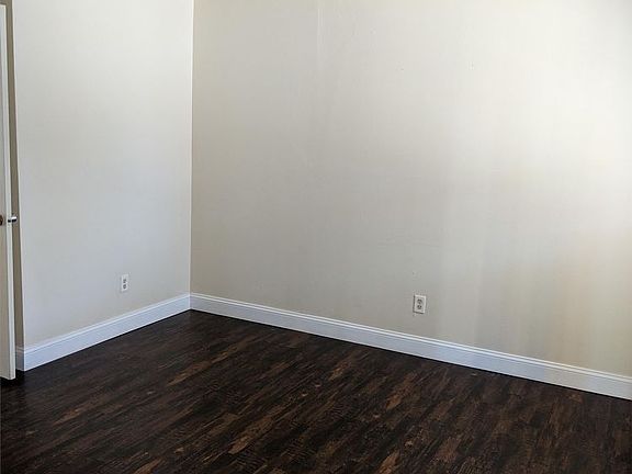 2nd image of 2290 Long St APT 15