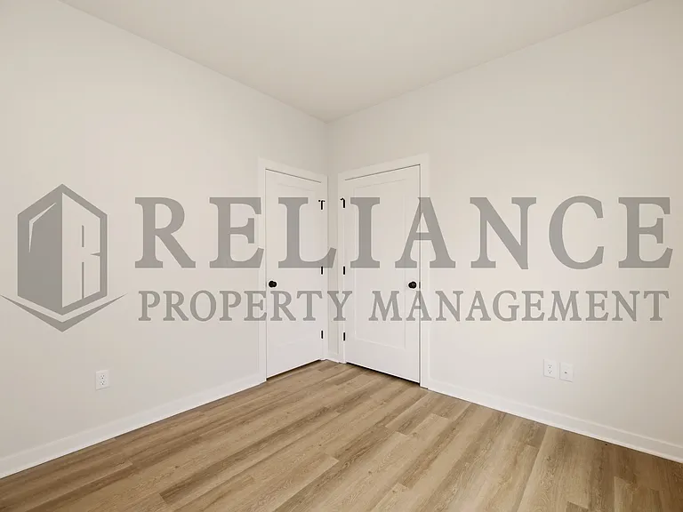 204 N Gowen St — Photo 16