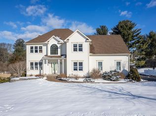 156 Fairway Xing, Glastonbury, CT 06033