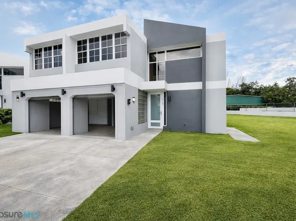 As 11 Cocatier St, Dorado, PR 00646