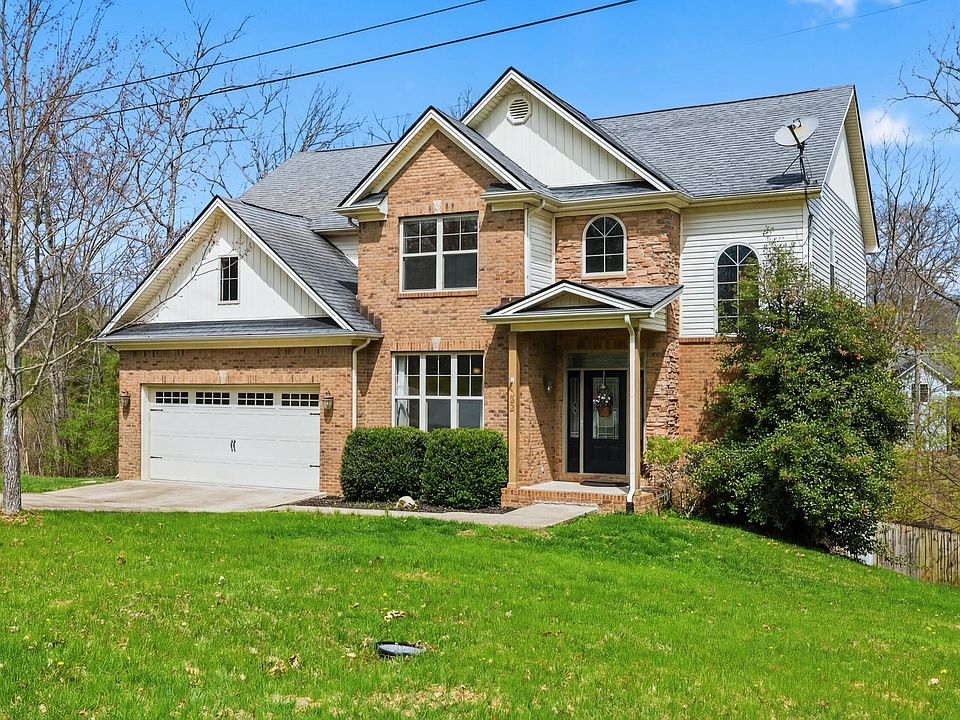 1st image of 132 Drake Ln