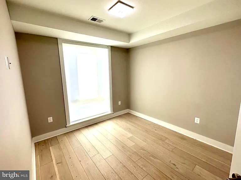 2900 12th St NE #102 — Photo 14