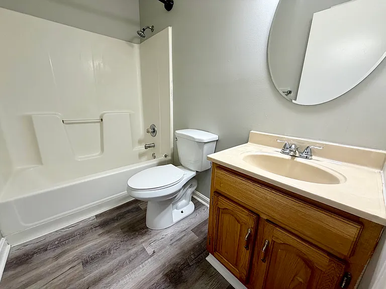 Scenic Valley Apartment Homes — Photo 8
