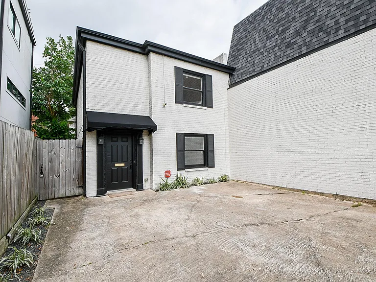 6114 Kirby Dr — Photo 6