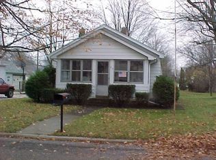 212 W 13th St, La Porte, IN 46350