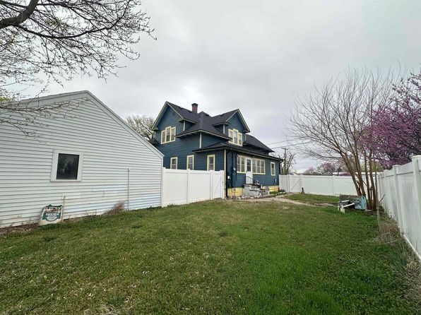 1500 Lakin Ave, Great Bend, KS 67530