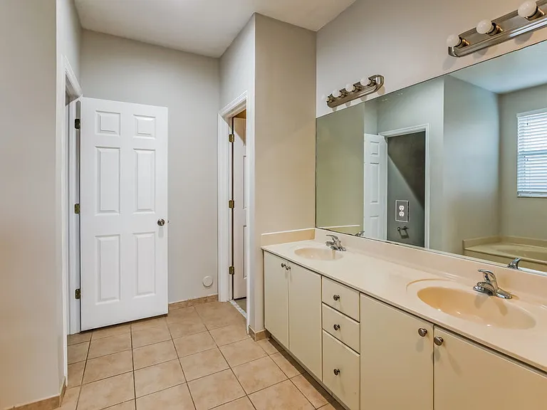 20370 SW 129th Pl — Photo 12