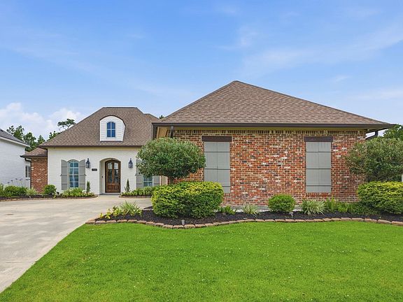 3rd image of 6540 White Oleander Cir W
