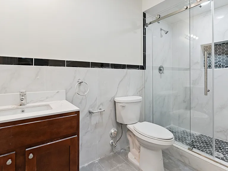 63 N 7th St #2 — Photo 10