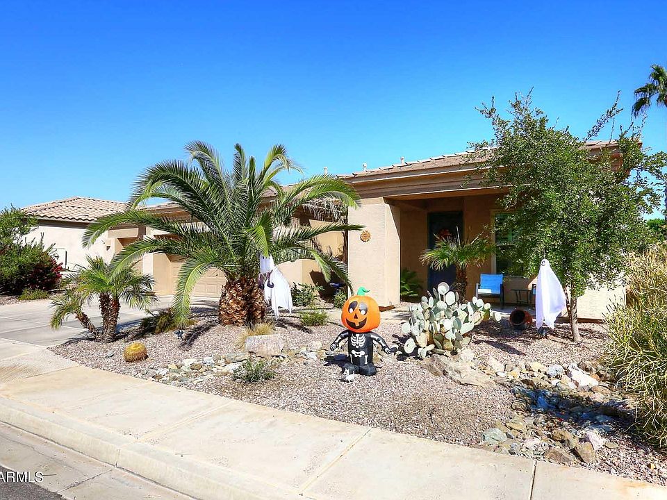 1st image of 372 W CAROB Drive