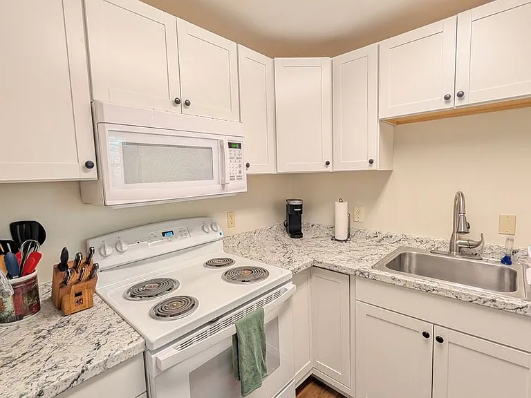 217 Assembly Dr — Photo 7