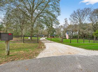 31915 Debbi Ln, Magnolia, TX 77355