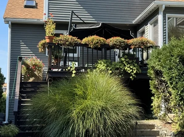 5 Admirals Ln #5, Salem, MA 01970