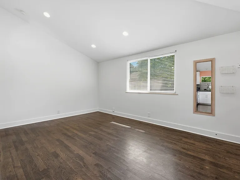 1147 Cahal Ave — Photo 6