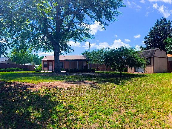 Large Fenced Backyard