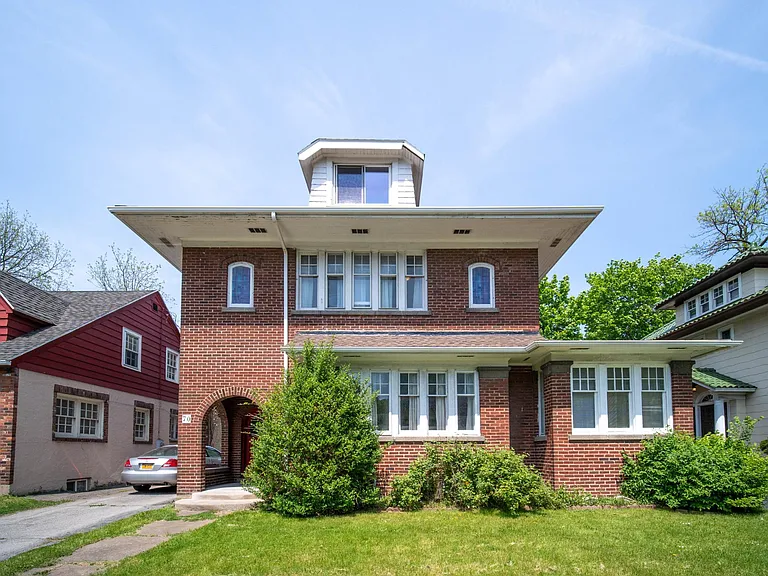 70 Elmwood Ave — Photo 22