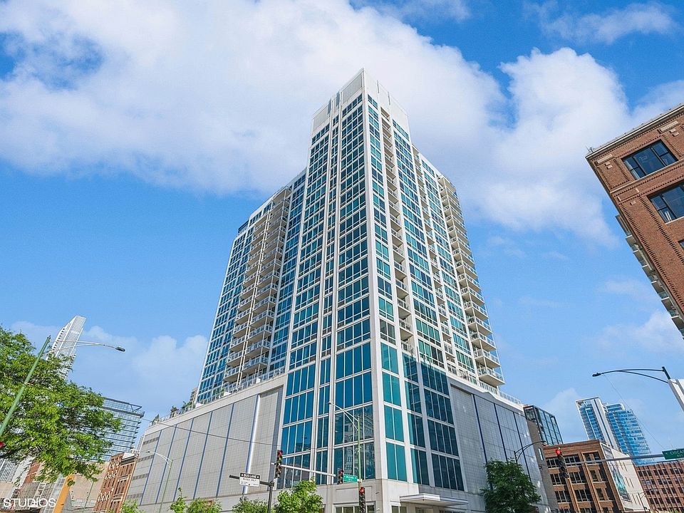 1st image of 757 N Orleans St APT 1402