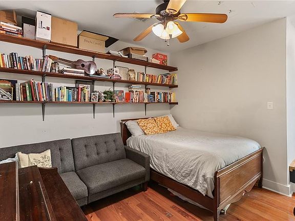 5th image of 2126 Onzaga St