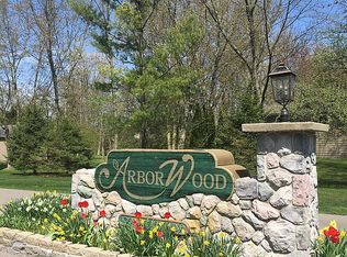 3050 Arborwood Blvd, Spring Arbor, MI 49283