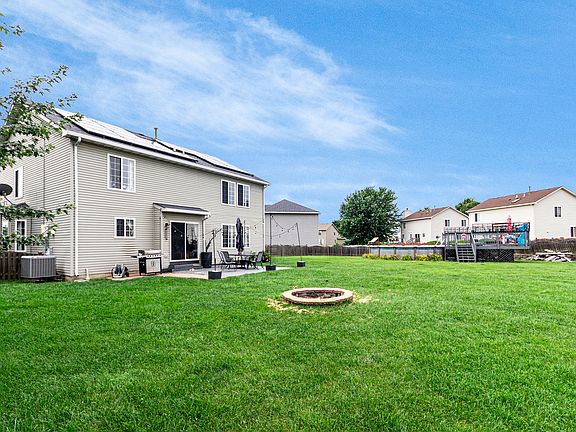 2nd image of 1308 Burns Ct