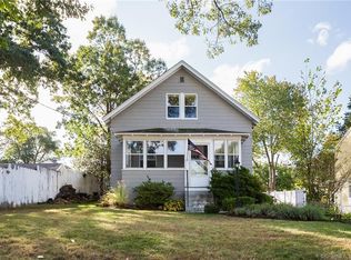 356 Middle Tpke E, Manchester, CT 06040