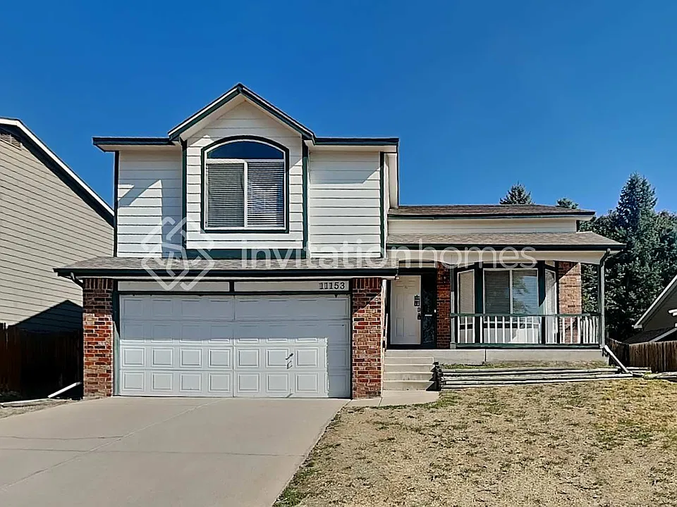 11153 W Caley Ave