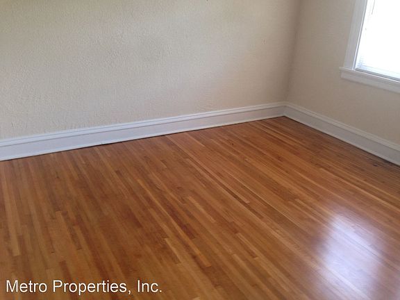 5th image of 4412 Grove Ave APT 1