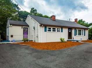 21 Walnut St, Lynnfield, MA 01940