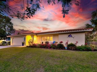 1056 S Yachtsman Dr, Sanibel, FL 33957