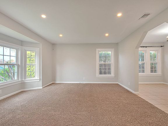 4th image of 22034 Denker Ave