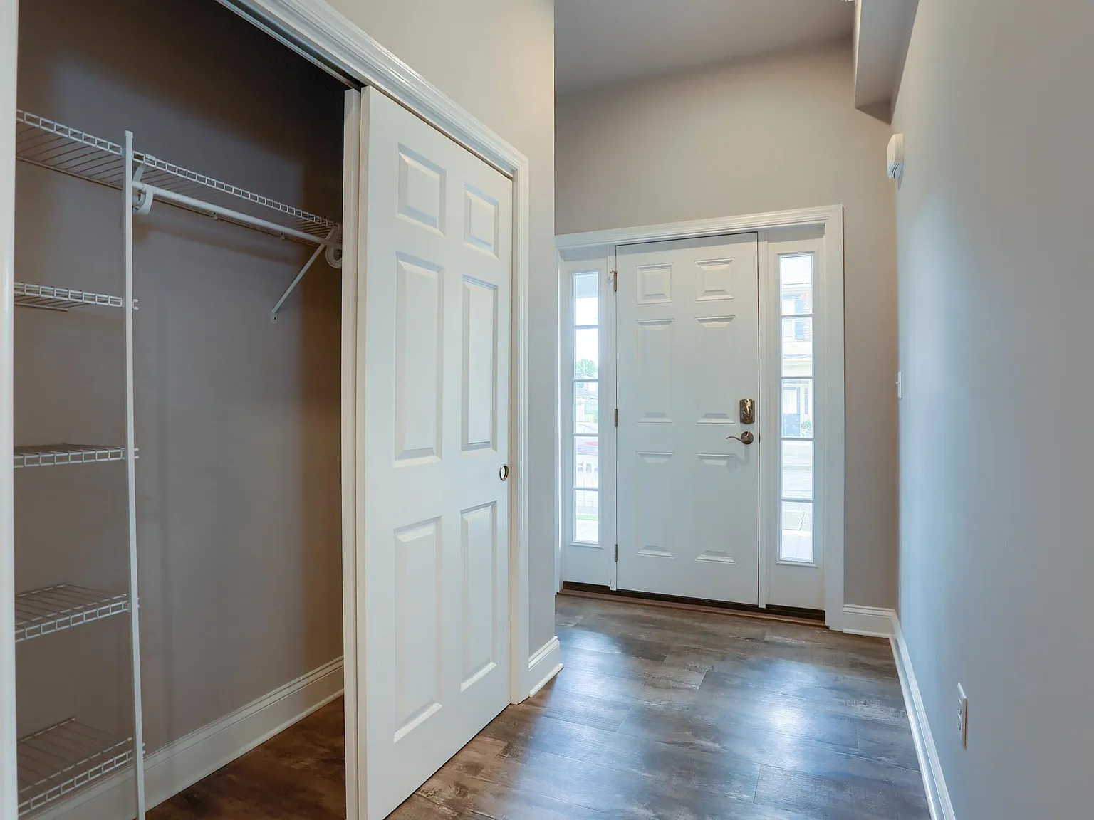 1 bed, 825 sqft, $1,500 — Photo 4