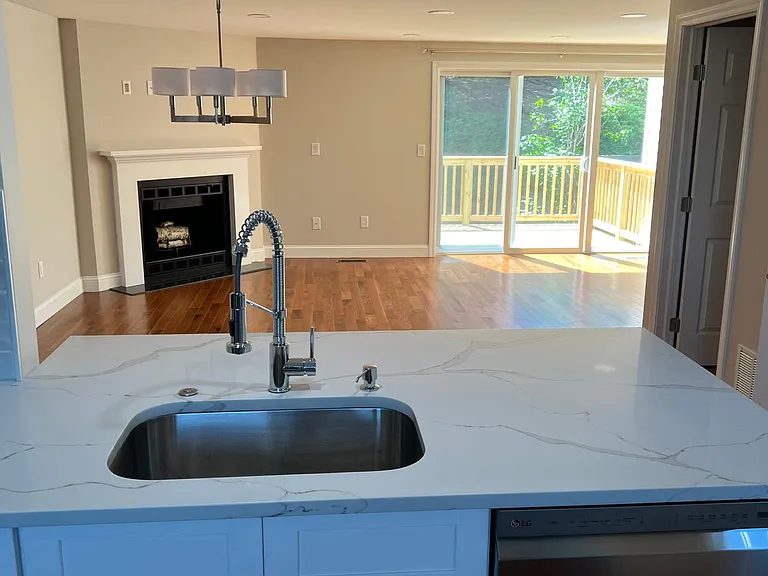 Woodbridge Ln — Photo 40