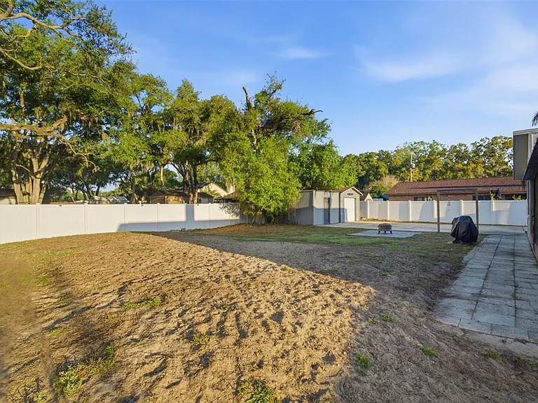 7403 Providence Rd — Photo 6