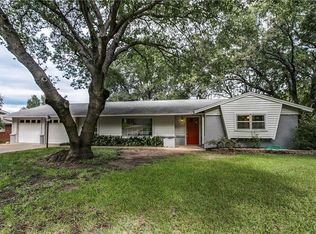 1709 Versailles Rd, Fort Worth, TX 76116