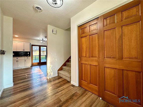 5th image of 2062 Laurelwood St