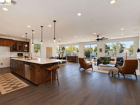 3rd image of 5457 Mountain Ridge Way