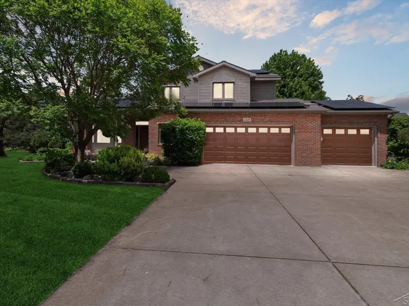 1228 Sarah Jane Ct, Auburn, MI 48611