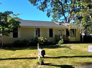 8 Silver Rd, Mastic Beach, NY 11951