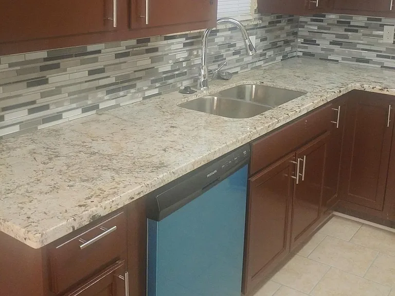 This beautiful fully remodeled kitchen has all the modern upgrades with new appliances